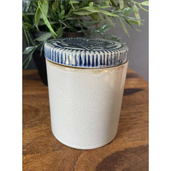 Lid Clay Jar Folk Art Cottagecore Blue Heart Prestige Place Museum of American - Picture 3 of 6